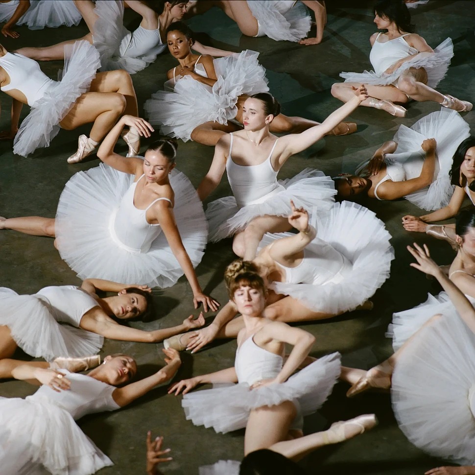 Jigitz_-_50_Ballerinas_Black_Vinyl_Edition-1.jpeg